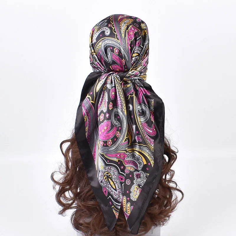Le Foulard en Soie